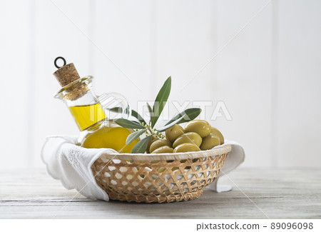 Olive oil bottle Olive oil bottle 89096098