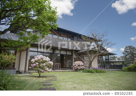 角川書店創始人的住所杉並區角川庭園 角川書店創始人的住所杉並區角川庭園 89102285