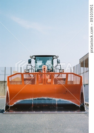 Wheel loader 89103901
