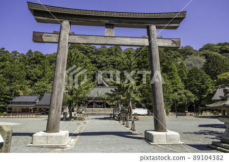 Monobe Shrine Torii, Oda City, Shimane Prefecture 89104382