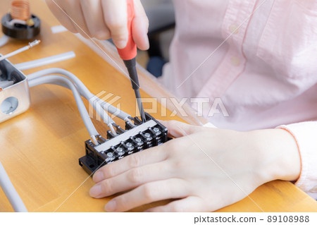 電工水平考試實踐 89108988