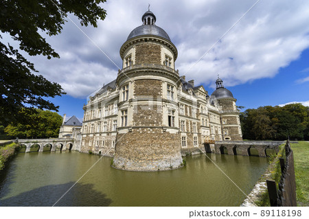 Serrant castle (Chateau de Serrant), Saint-Georges-sur-Loire, Maine-et-Loire department, France Serrant castle (Chateau de Serrant), Saint-Georges-sur-Loire, Maine-et-Loire department, France 89118198