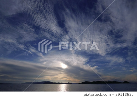 Early summer coastal evening view with various clouds, ultra-wide-angle, sky-based, 210617pm Early summer coastal evening view with various clouds, ultra-wide-angle, sky-based, 210617pm 89118653