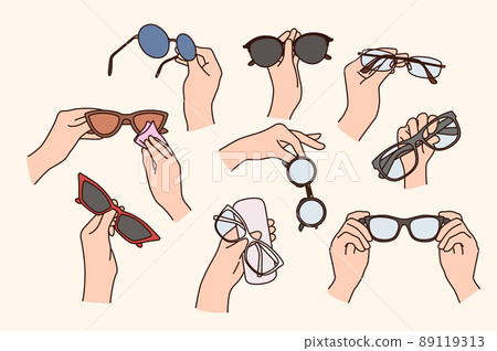 Set of people holding diverse glasses  89119313