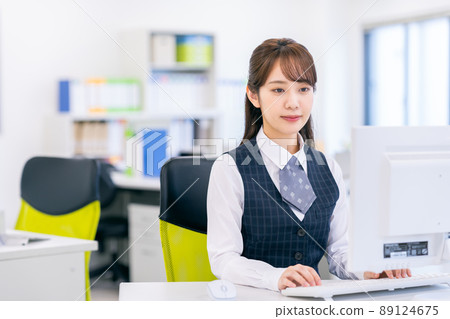 辦公室業務女人 89124675