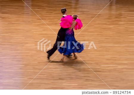 one couple dancer dancing waltz on floor one couple dancer dancing waltz on floor 89124734