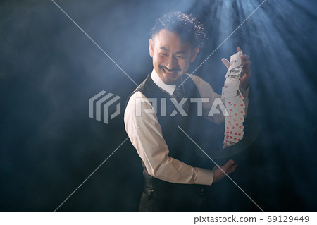 Magician image 89129449