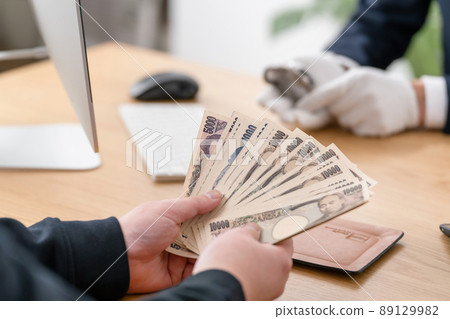 當舖當面看手頭購錢 當舖當面看手頭購錢 89129982