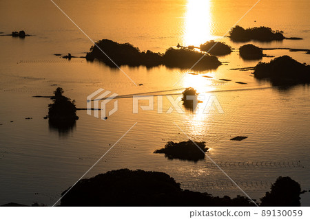 《長崎縣》黃昏的九十九列島・佐世保灣的列島 89130059