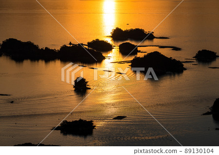 《Nagasaki Prefecture》 Kujuku Islands at dusk ・ Islands in Sasebo Bay 《Nagasaki Prefecture》 Kujuku Islands at dusk ・ Islands in Sasebo Bay 89130104