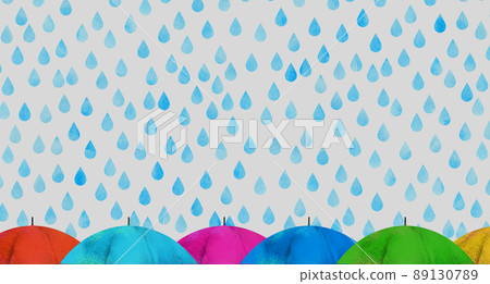 在一個雨天的五顏六色的傘 4 89130789