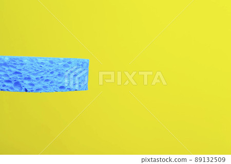 A blue sponge A blue sponge 89132509
