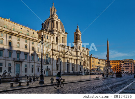 Agonalis in morning time. Rome, Italy. 89134156