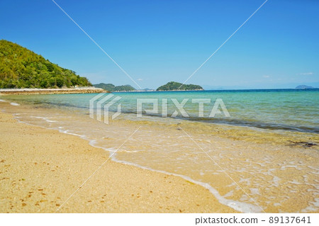 [Yamaguchi Prefecture] Scenery of Katazoegahama beach on Suooshima 89137641