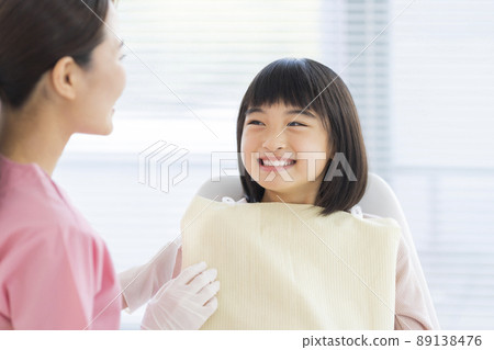 Pediatric dentistry child girl 89138476