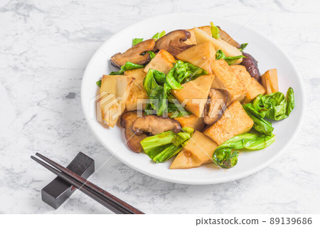 豉油筍炒豆腐 豉油筍炒豆腐 89139686