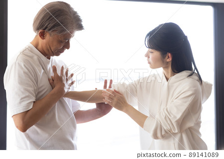 學習自衛的女人 89141089