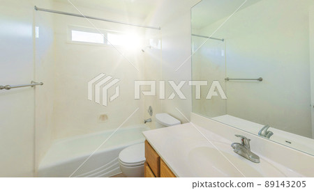 Panorama Sun flare Small traditional bathroom interior with sliding glass window Panorama Sun flare Small traditional bathroom interior with sliding glass window 89143205