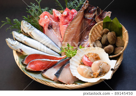 什錦魚和貝類 (1) 89145450