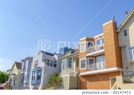 Complex houses in the suburbs of San Francisco, California Complex houses in the suburbs of San Francisco, California 89147453