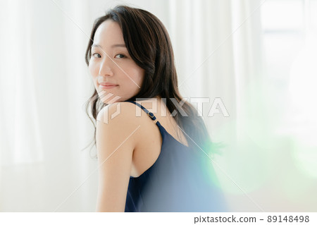 Beauty portrait of young woman Beauty portrait of young woman 89148498