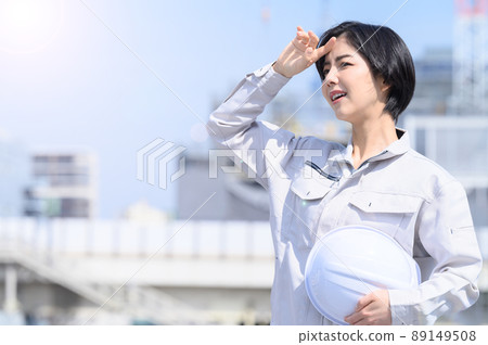 夏季和強烈陽光下的現場圖像 89149508