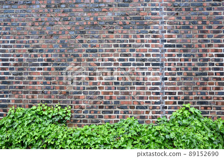 Brick wall and planting landscape Brick wall and planting landscape 89152690