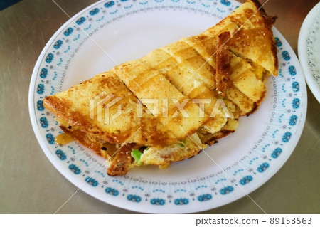 Taiwanese Traditional Breakfast Scallion Omelette 89153563