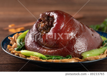 台灣 小吃 滷豬腳 腿庫 腳庫 蹄膀 紅燒蹄膀 紅燒豬腳 pork hock knuckle 豚足 台灣 小吃 滷豬腳 腿庫 腳庫 蹄膀 紅燒蹄膀 紅燒豬腳 pork hock knuckle 豚足 89153765