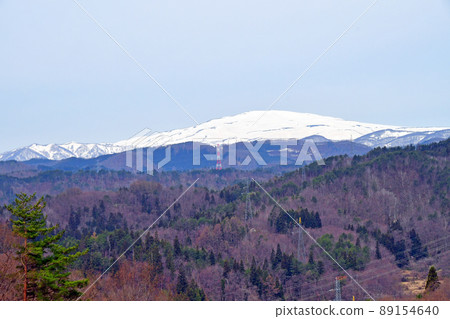 Gassan seen from Hizentate Park, Jionji, Sagae City, Yamagata Prefecture 89154640