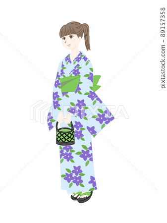 A woman in a yukata A woman in a yukata 89157358