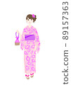 A woman in a yukata 89157363