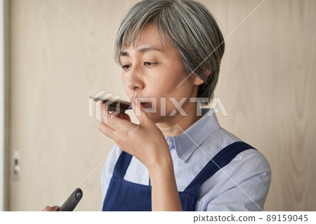 一個品嚐的女人 一個品嚐的女人 89159045
