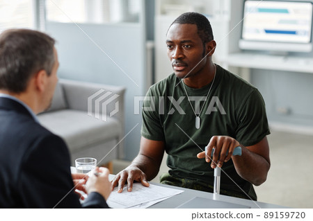 Black Soldier Visiting Psychologist Black Soldier Visiting Psychologist 89159720