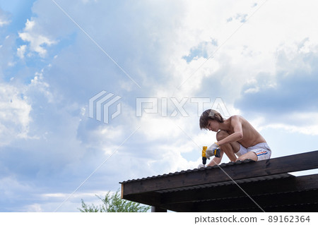 Building Building 89162364