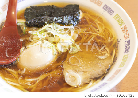 Delicious soy sauce ramen 89163423
