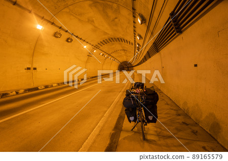 Traveling alone (Japan-Hokkaido-Matsumae) 89165579