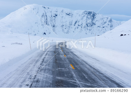 Frozen Road, Norway Frozen Road, Norway 89166290