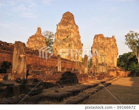 Pre Rup 在柬埔寨暹粒。 （東側） 89166672