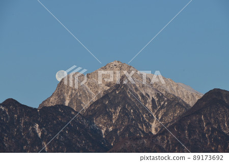 Mukawa-cho, Hokuto-shi, the moon of March 16th, sinks in Kaikoma Marici Mukawa-cho, Hokuto-shi, the moon of March 16th, sinks in Kaikoma Marici 89173692