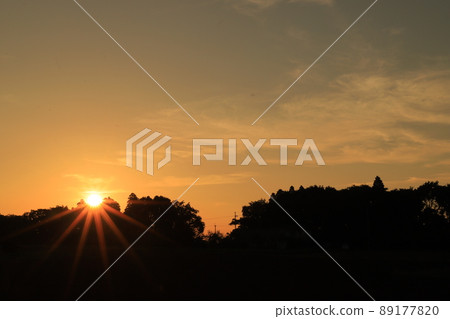 日落夕陽落日的天空 89177820
