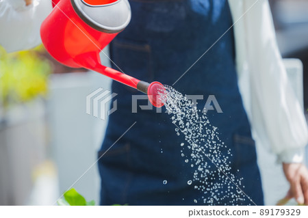 Flower bed watering 89179329