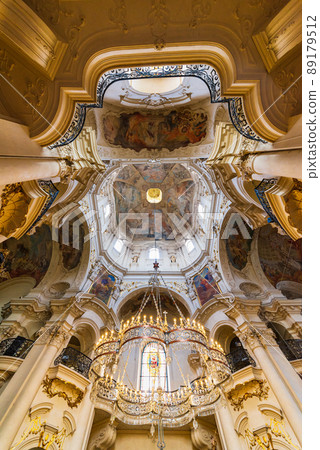 布拉格聖尼古拉斯教堂天花板畫 89179512