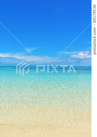 Okinawa Miyakojima blue sky and seascape Okinawa Miyakojima blue sky and seascape 89179536