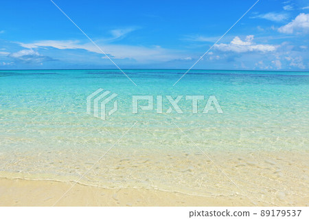 Okinawa Miyakojima blue sky and seascape Okinawa Miyakojima blue sky and seascape 89179537