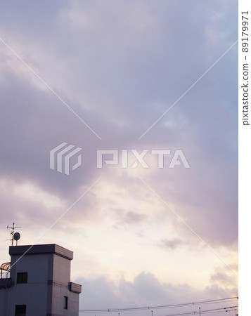 Fantastic evening sky Fantastic evening sky 89179971