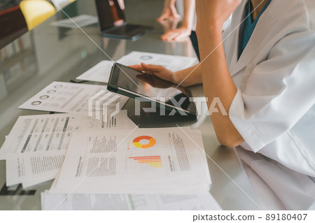 Medical welfare 89180407