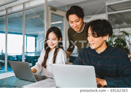 Z世代 89182365