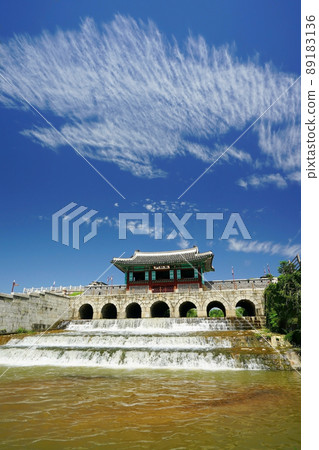 花紅門的夏天 89183136