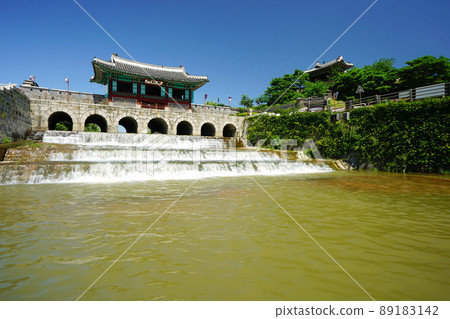 花紅門的夏天 89183142